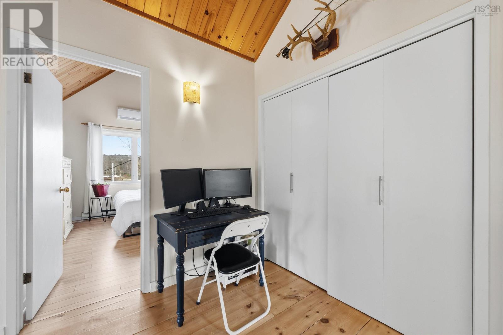 Property 8 of 30 of 450 Shore Drive