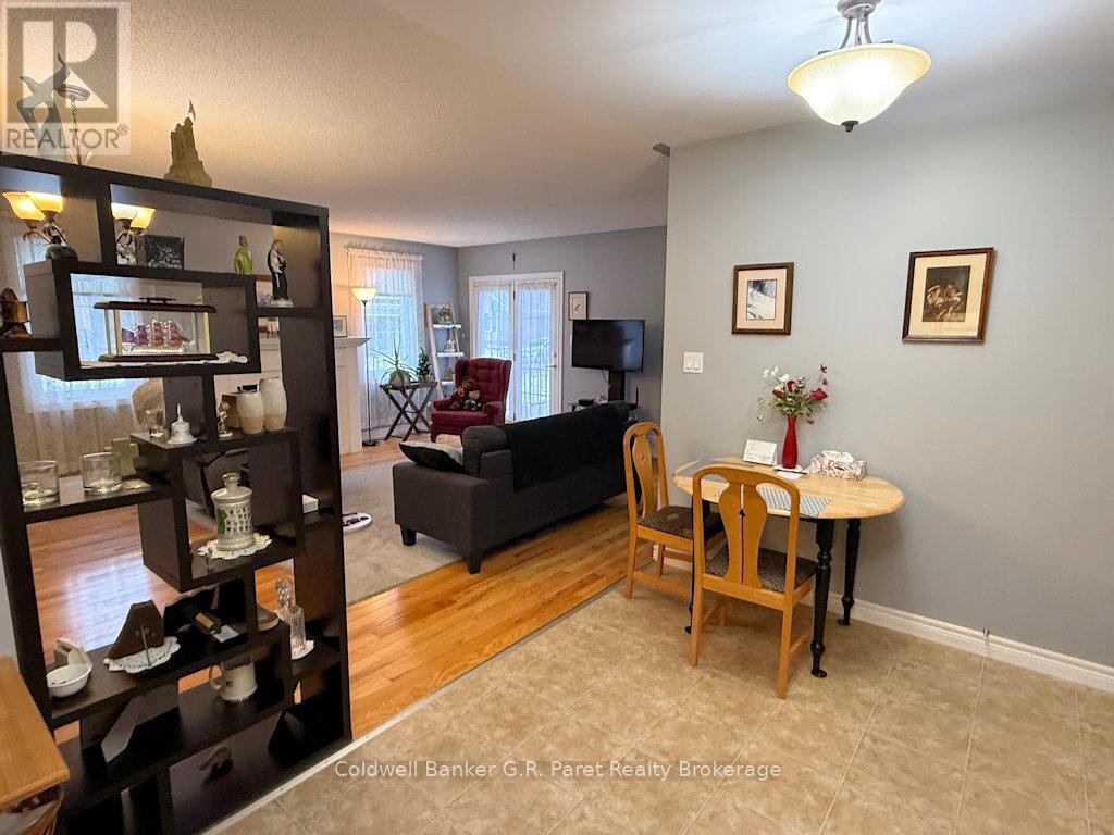 224 BALDWIN STREET - 9