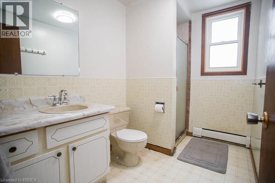 104 HILLSIDE Avenue — photo 26