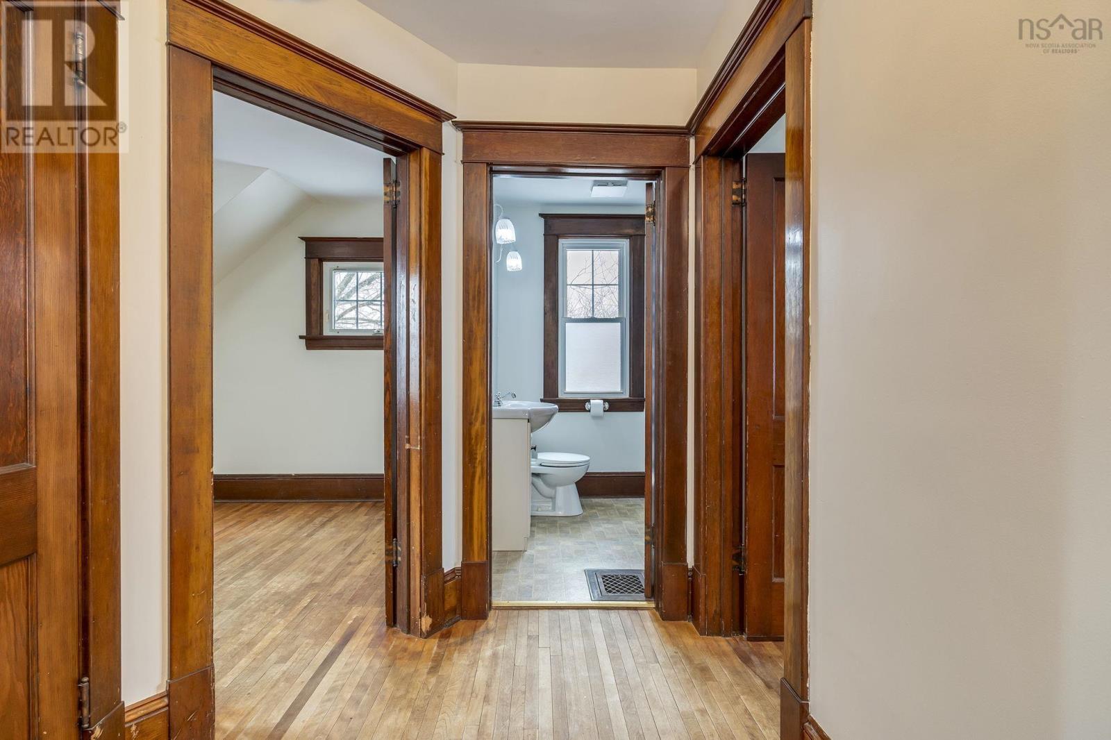 Property 32 of 50 of 17 Pleasant Hill