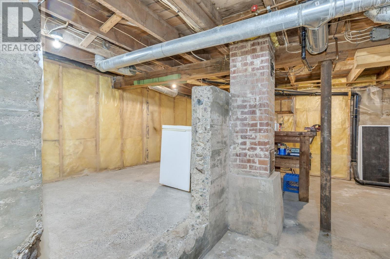 Property 46 of 50 of 17 Pleasant Hill