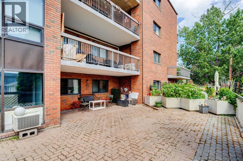 Single Family House for Sale in    Avenue NE Bridgeland/Riverside Calgary 