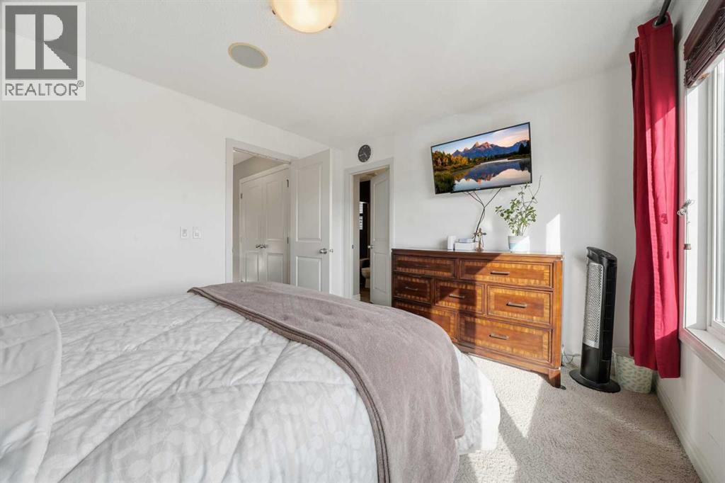 Single Family House for Sale in  Evanspark Road NW Evanston Calgary 