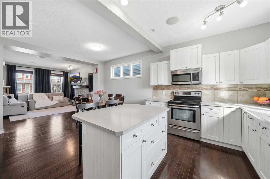 Single Family House for Sale in  Evanspark Road NW Evanston Calgary 