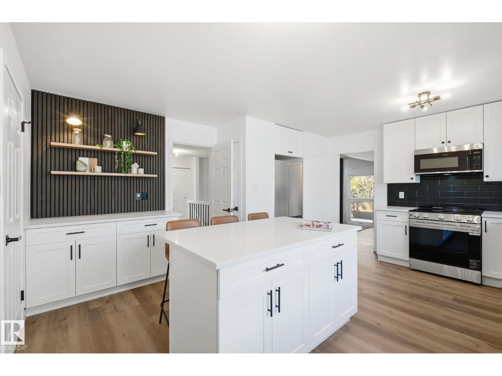 2722 104A ST NW - 15