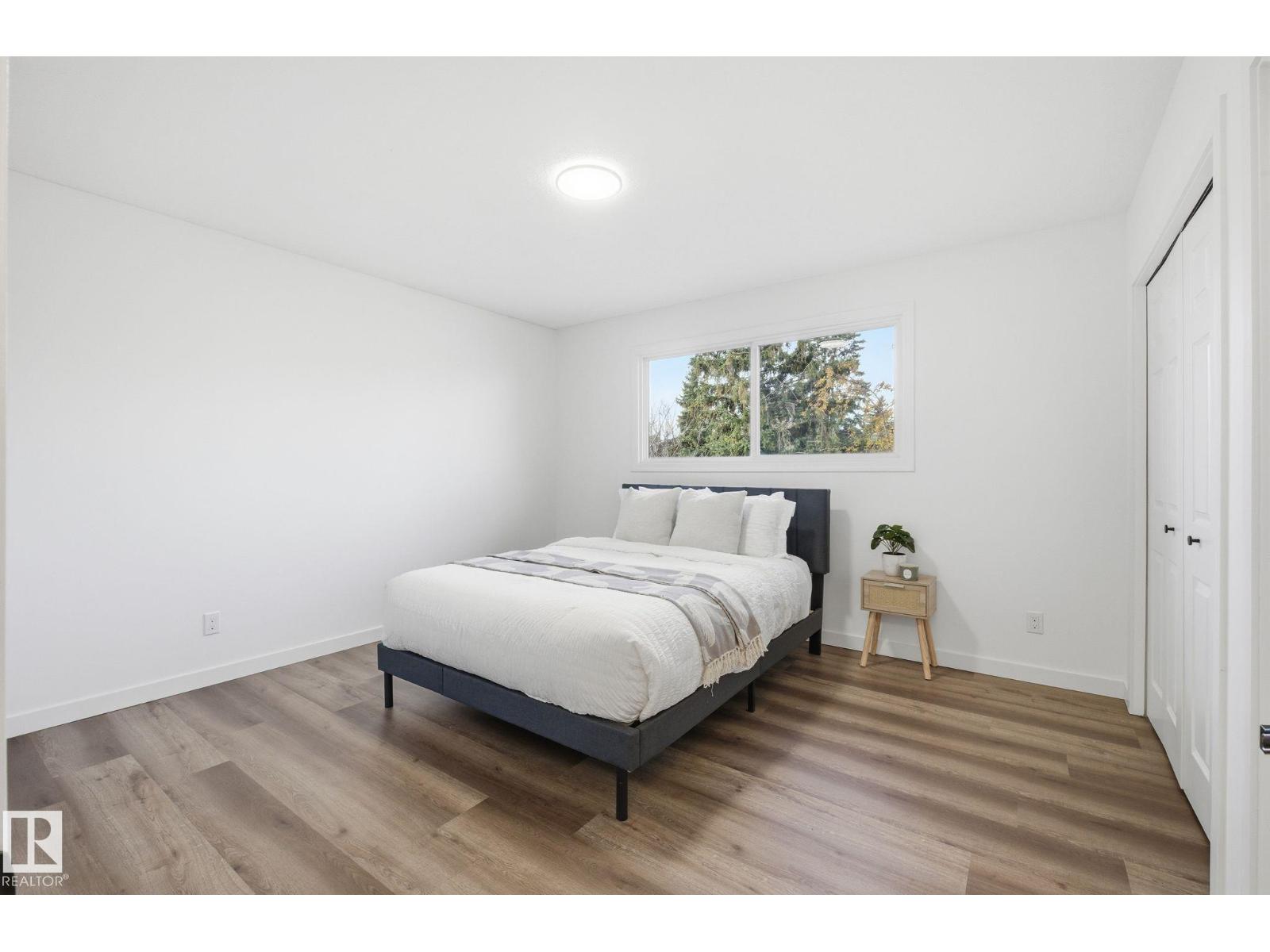 2722 104A ST NW - 19