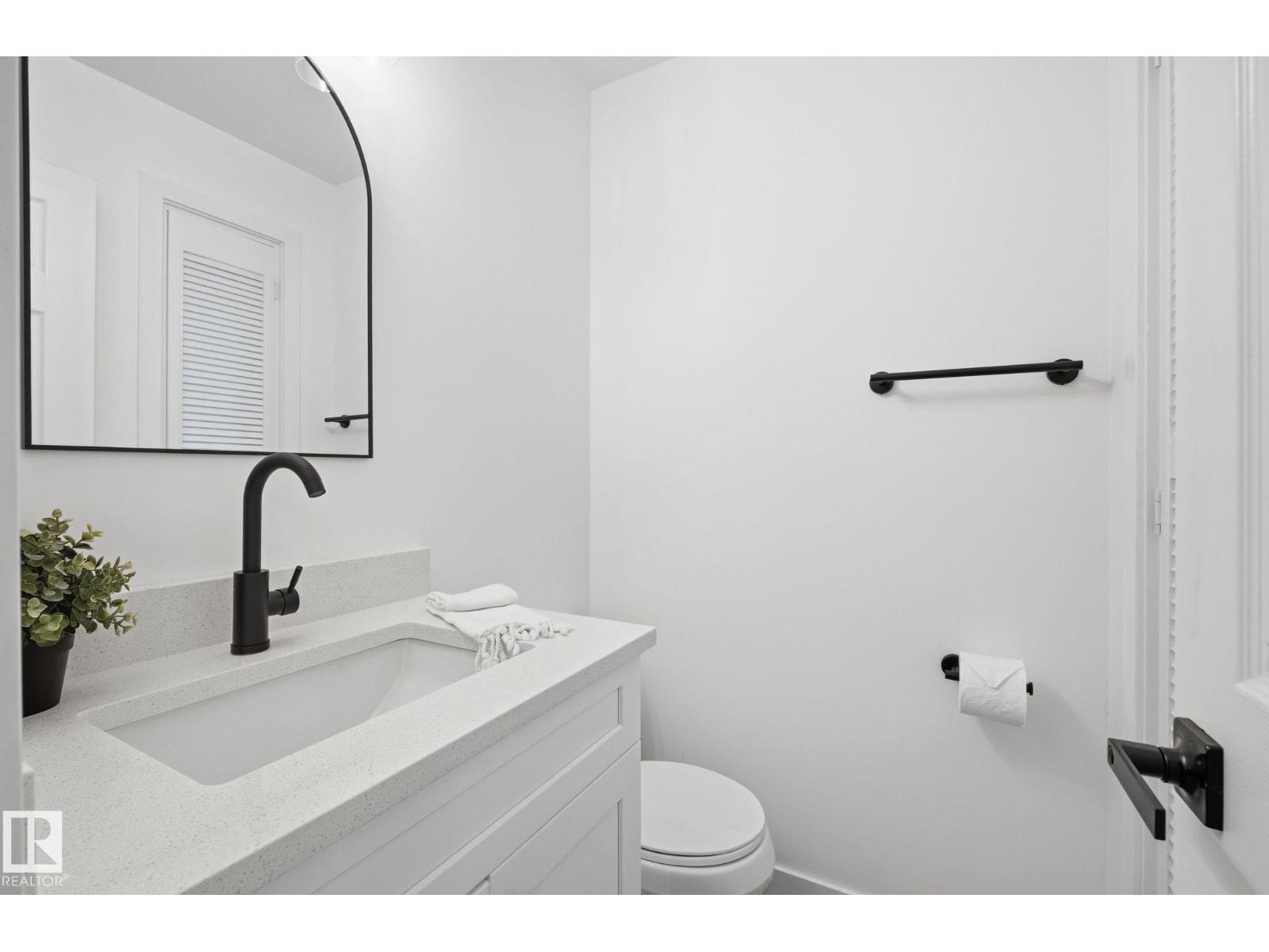 2722 104A ST NW - 17