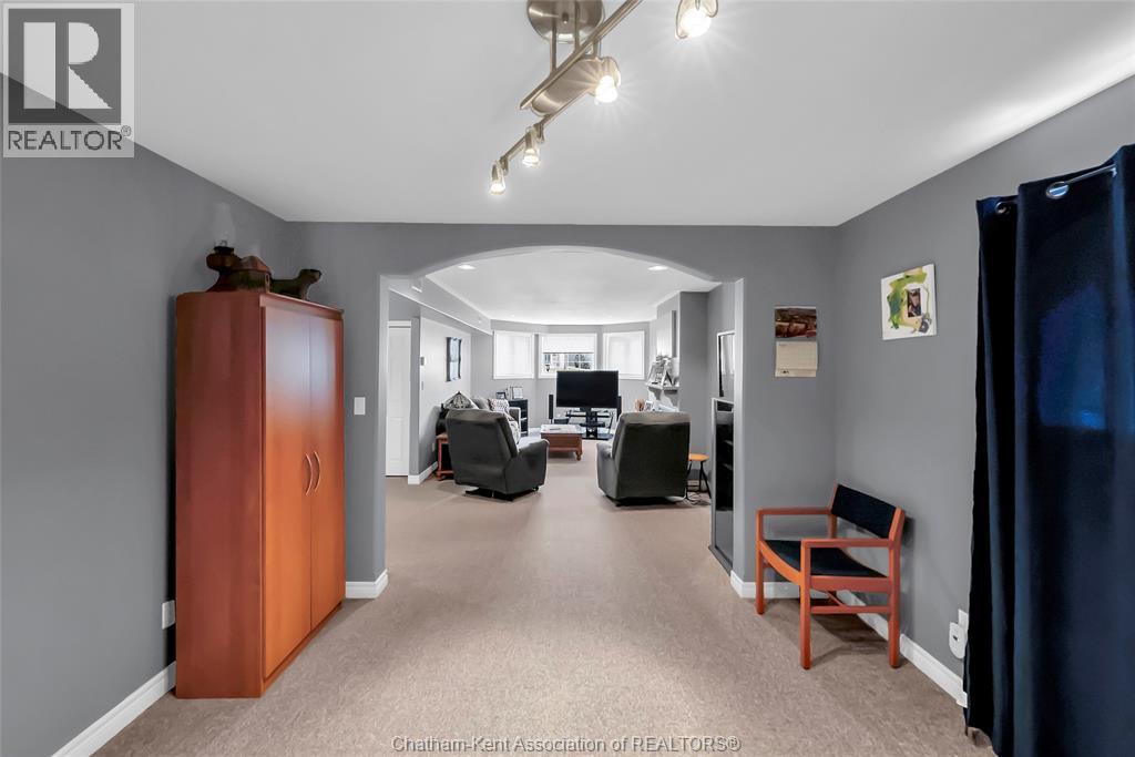 116 Cartier PLACE — photo 32