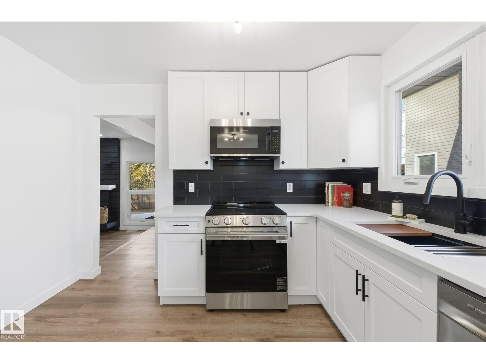2722 104A ST NW - 12