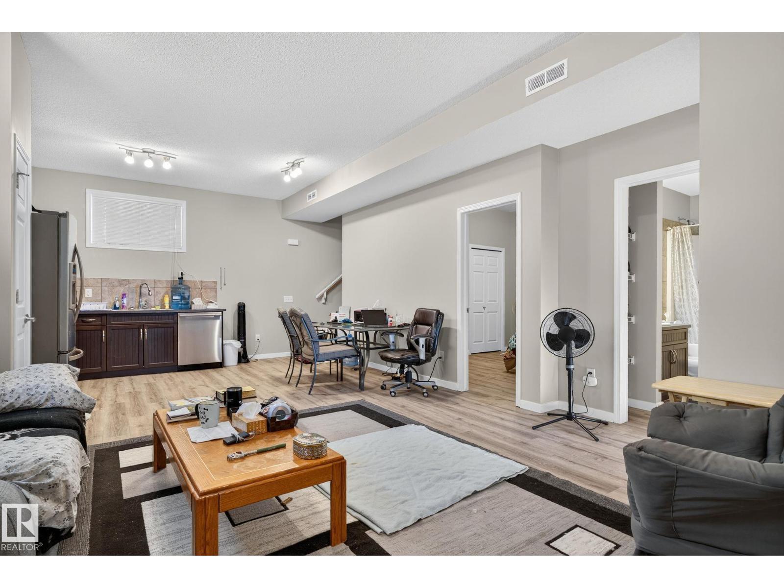 196, 142 Selkirk PL, Leduc