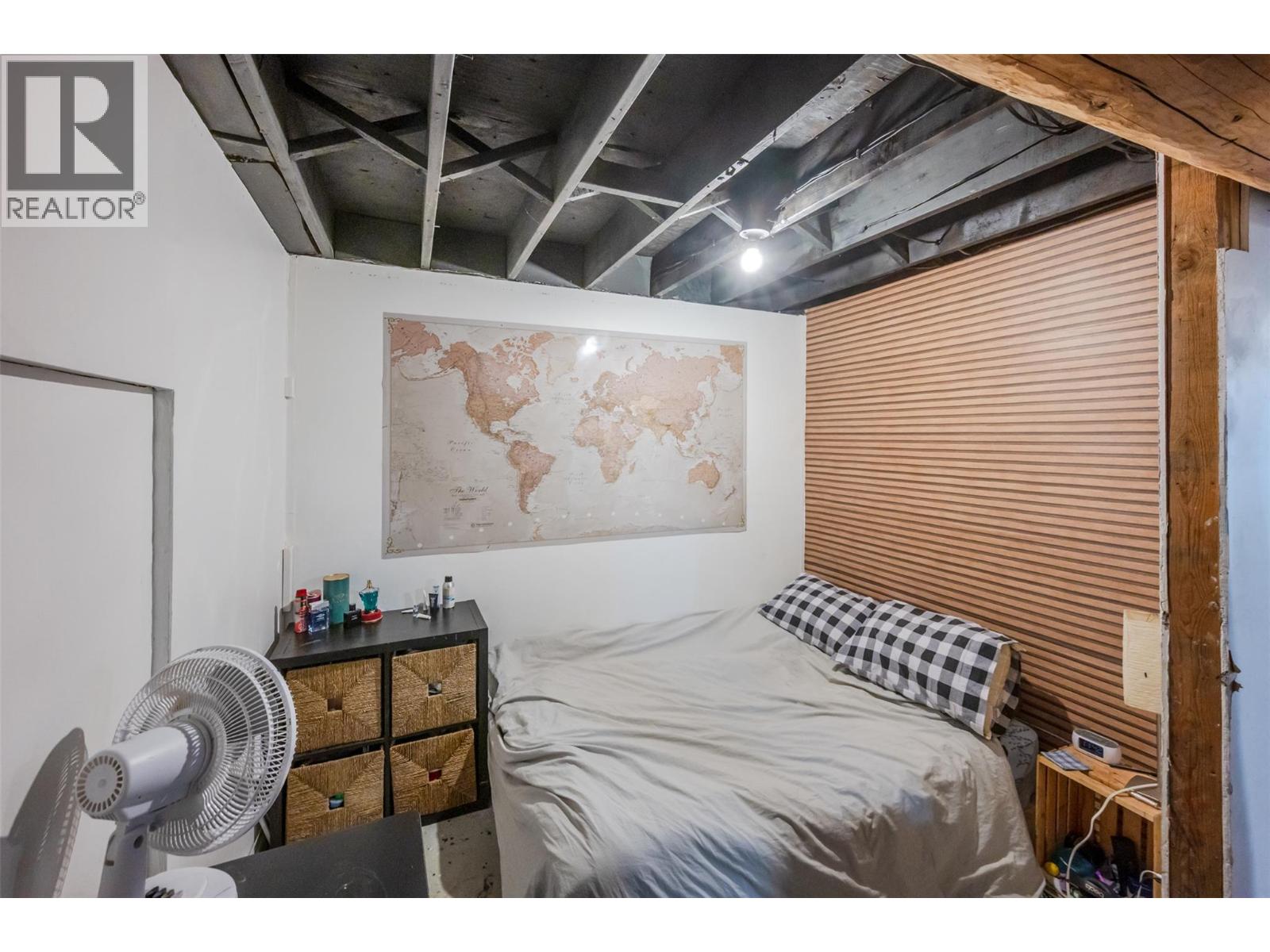 #15 7080 GLENFIR ROAD - 28