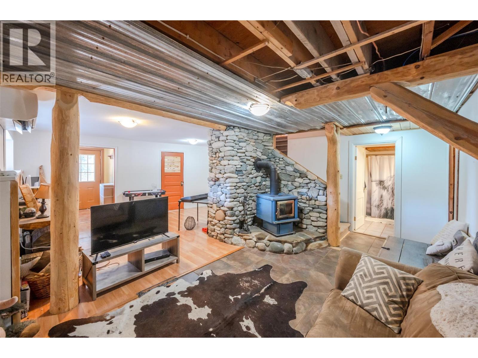 #15 7080 GLENFIR ROAD - 25