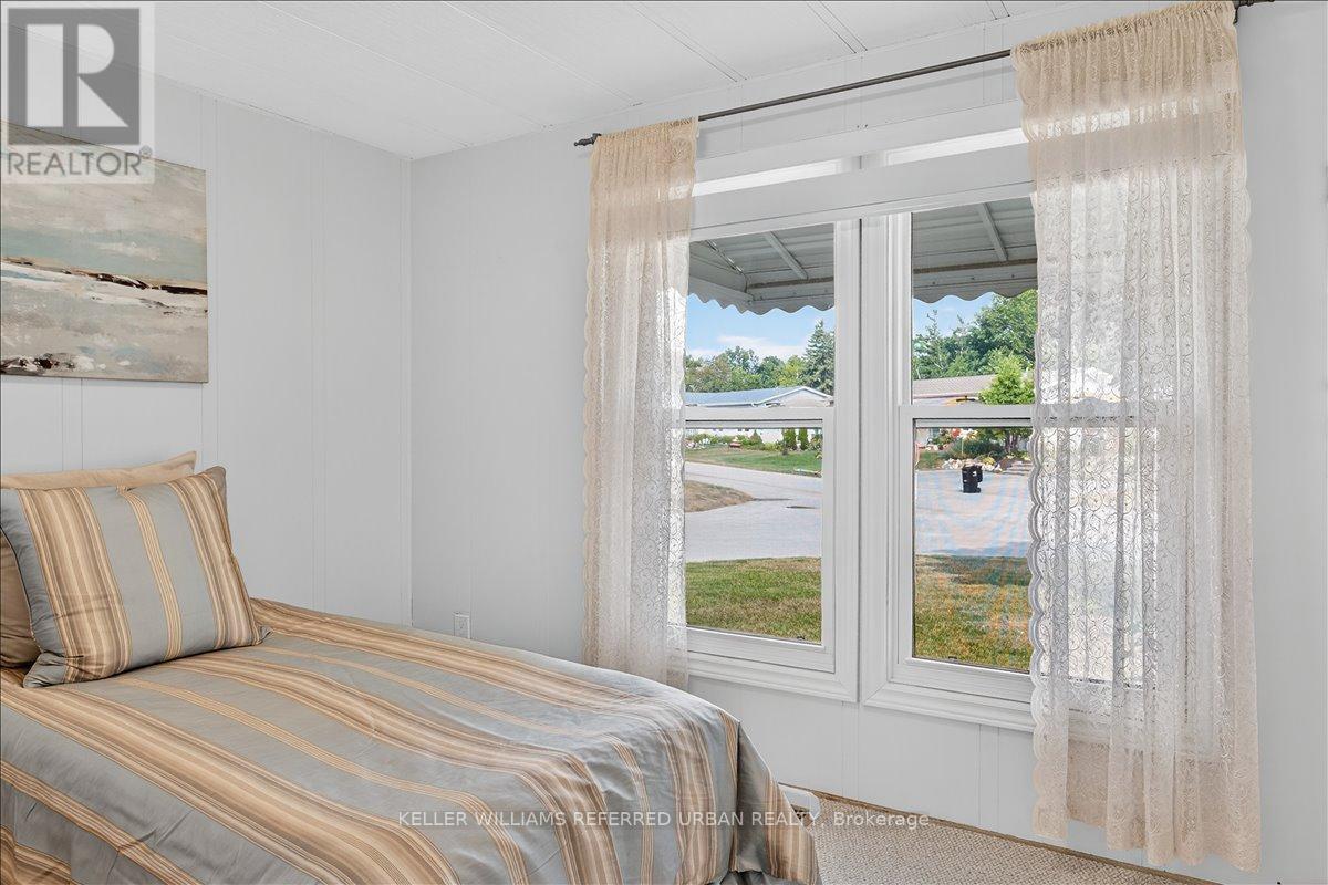 7 SUNSET DRIVE - 20