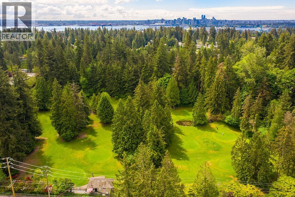 PH1 2832 CAPILANO ROAD