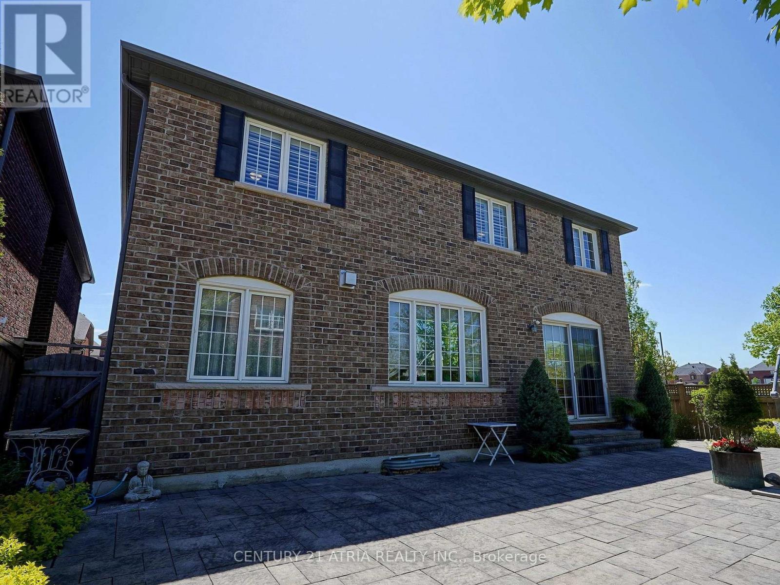 2 COLONEL GEORGE MCLAREN DRIVE,Markham (Victoria Square),,