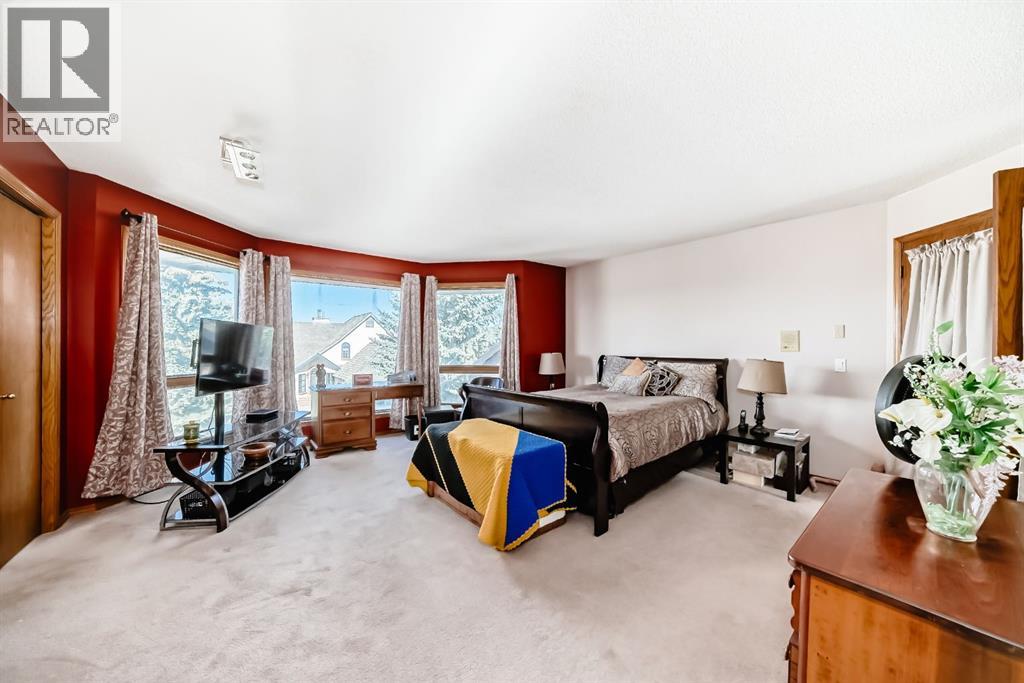 Single Family House for Sale in  Edgeview Road NW Edgemont Calgary 