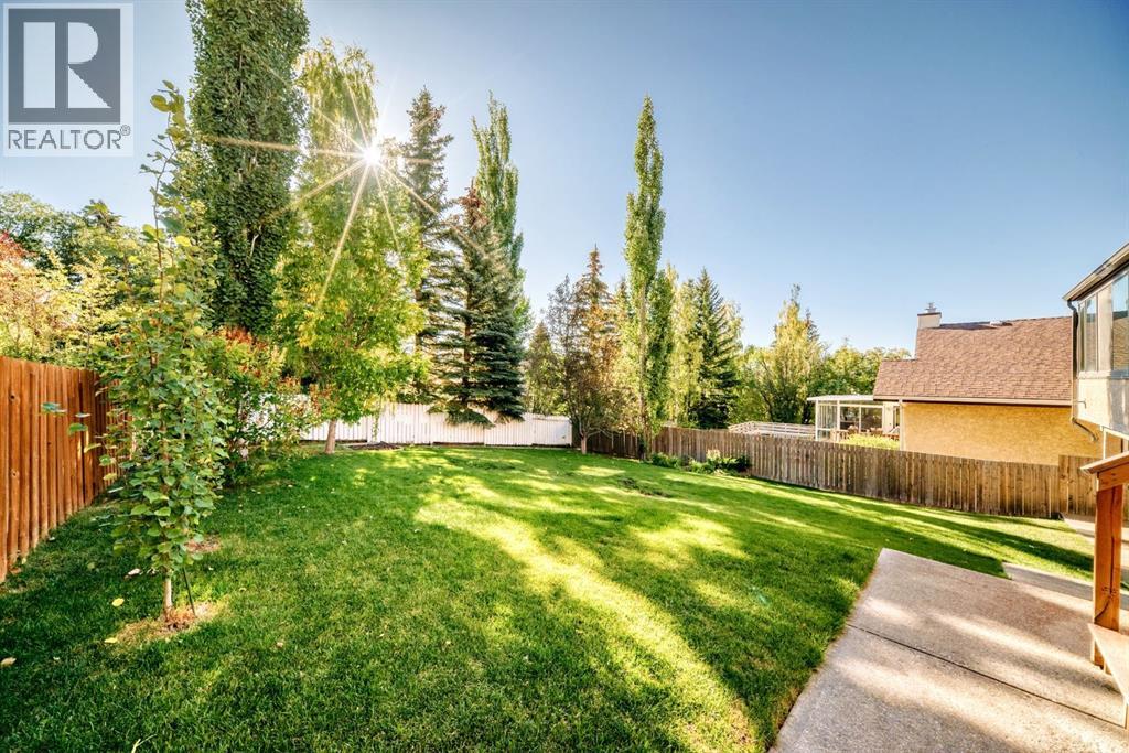 Single Family House for Sale in  Edgeview Road NW Edgemont Calgary 