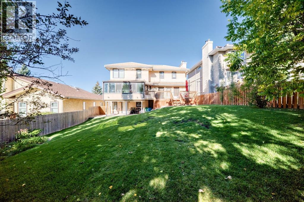 Single Family House for Sale in  Edgeview Road NW Edgemont Calgary 