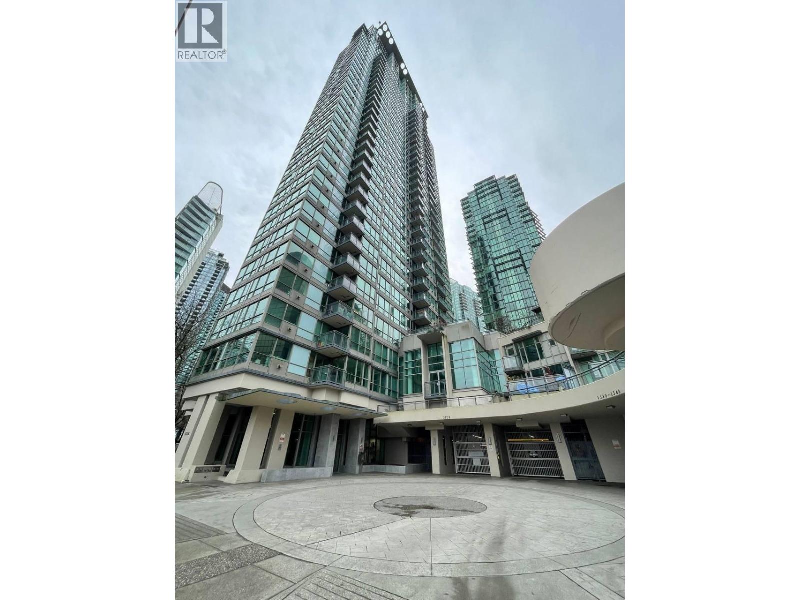 1328 PENDER STREET - photo 2