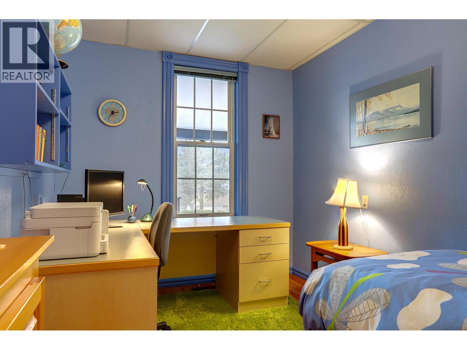 5051 11 STREET NE - 37