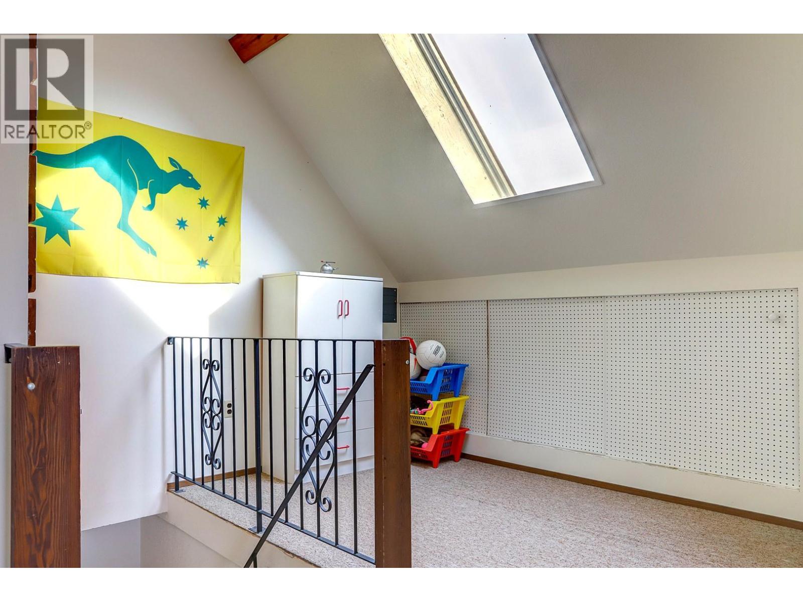 5051 11 STREET NE - 49