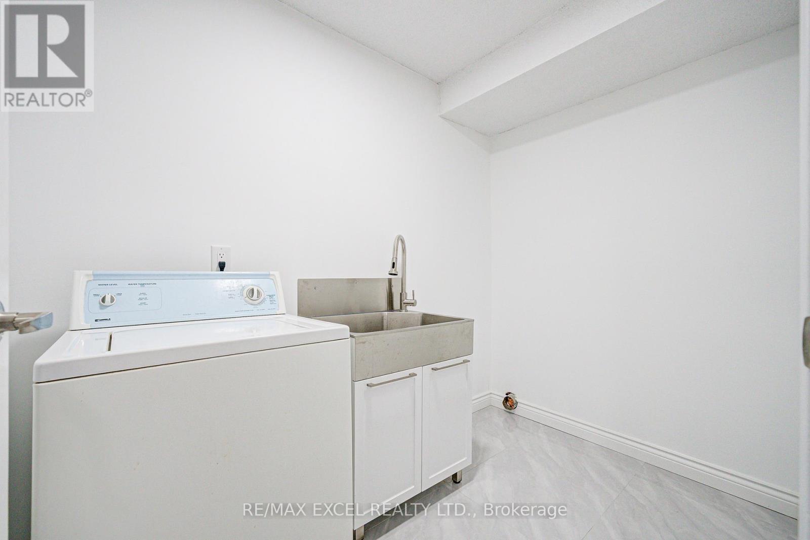 158 INGLETON BOULEVARD - 20