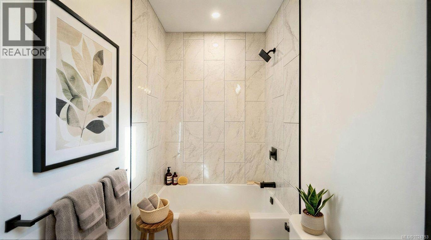  858 Tomack Loop, Langford