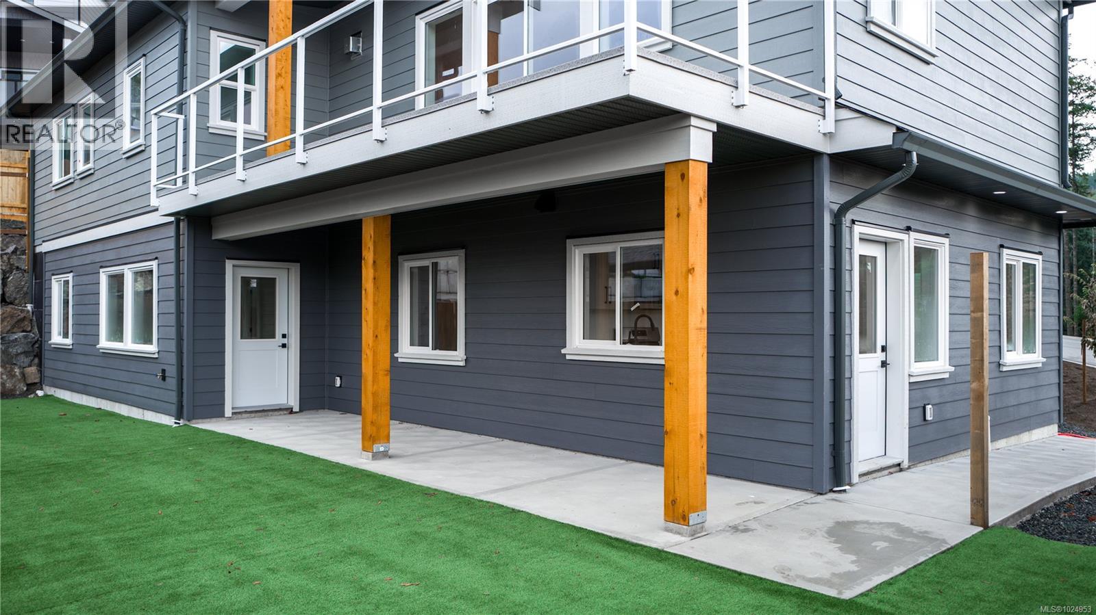  858 Tomack Loop, Langford