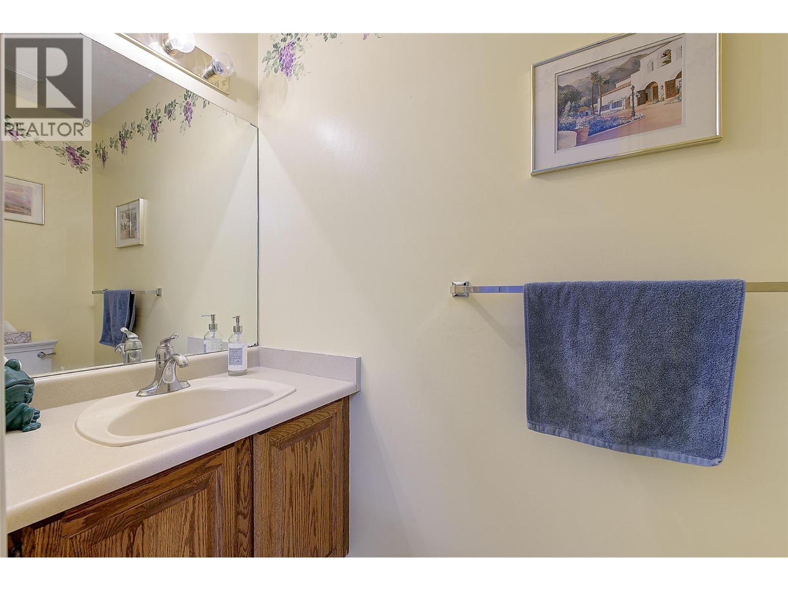 889 Mission Springs Crescent, Kelowna