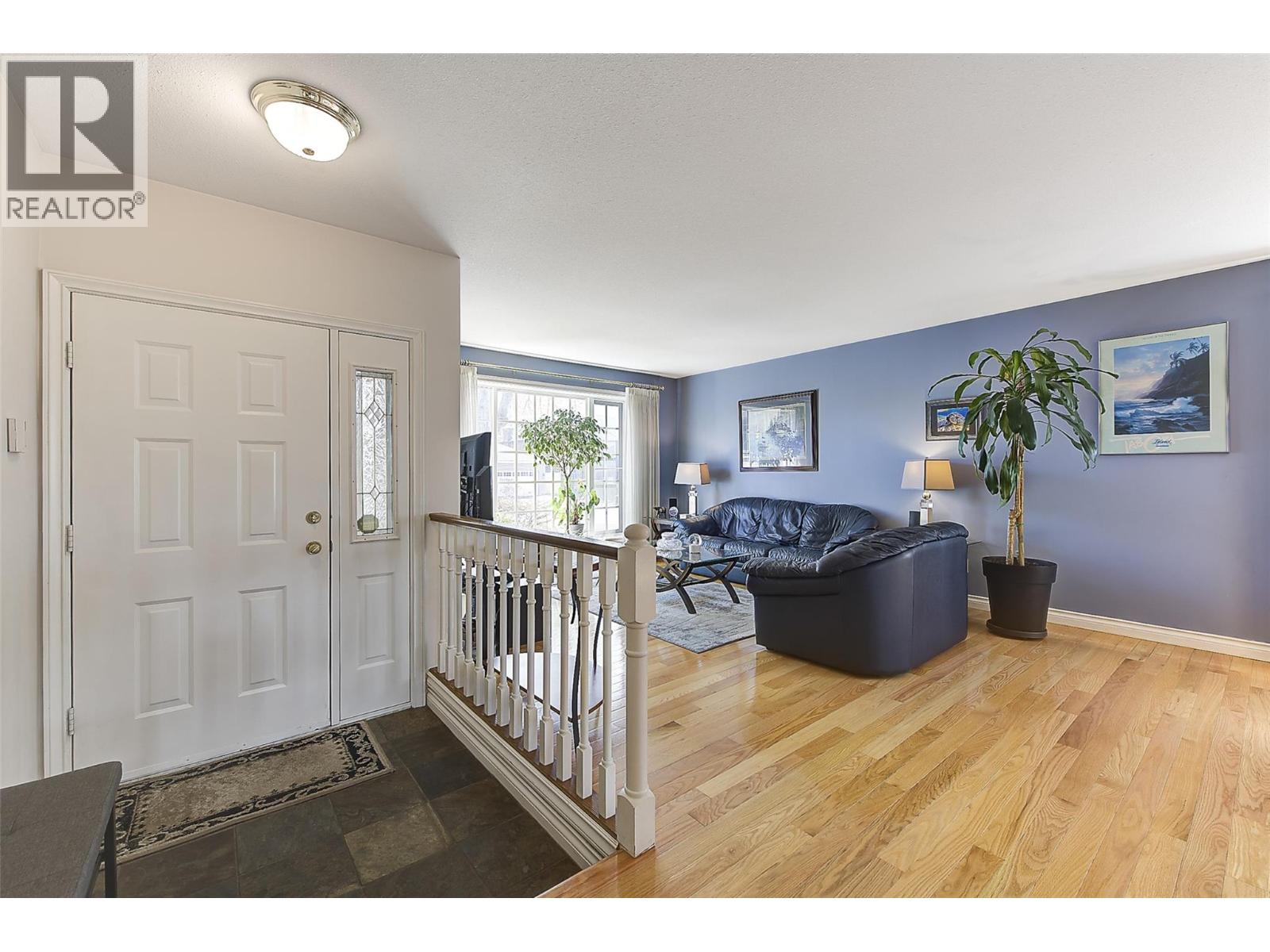 889 Mission Springs Crescent, Kelowna