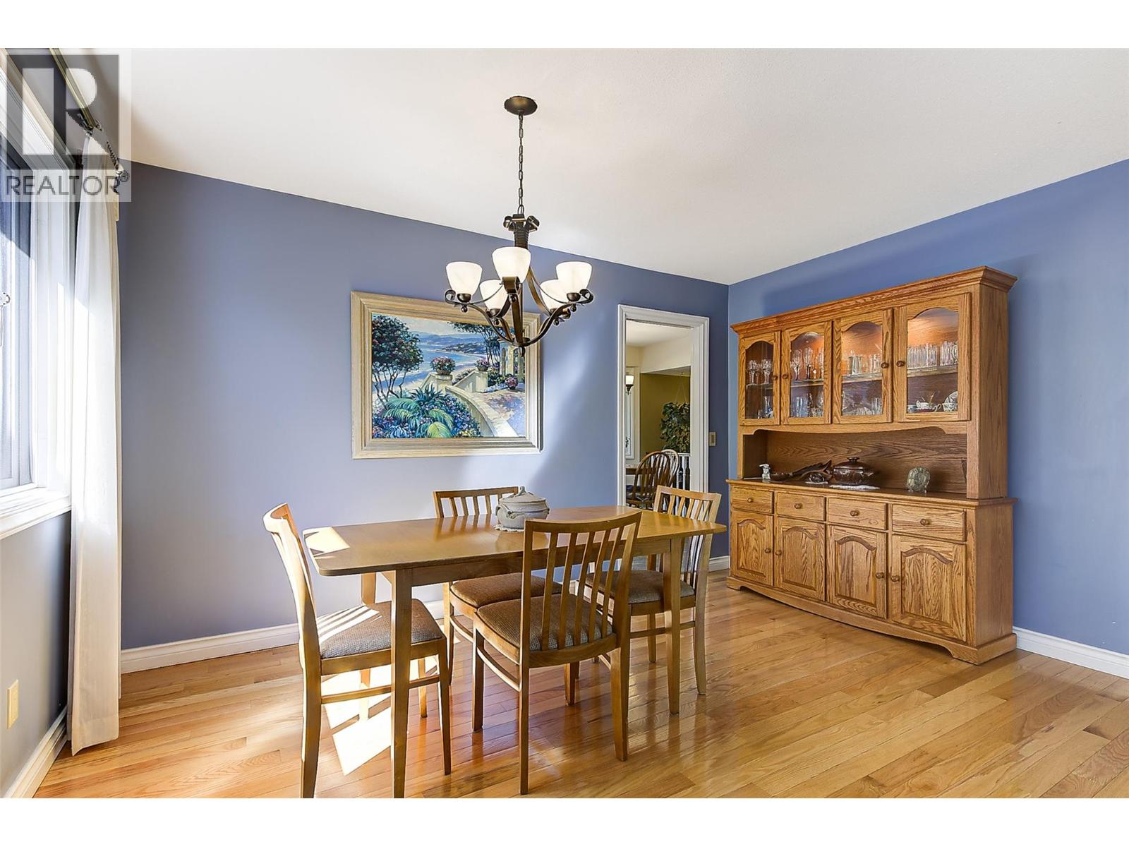 889 Mission Springs Crescent, Kelowna