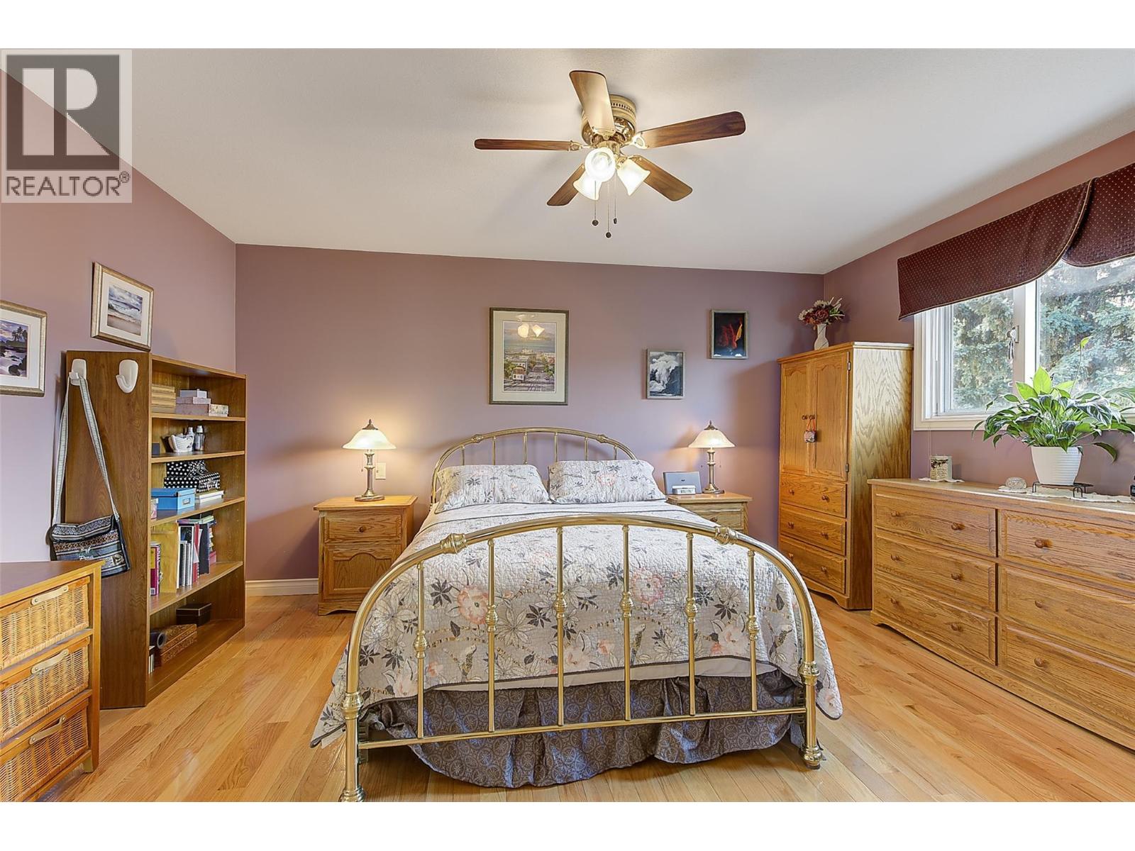 889 Mission Springs Crescent, Kelowna