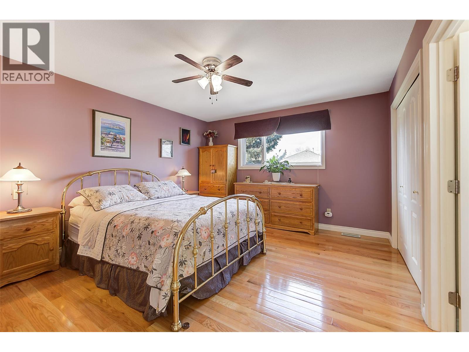 889 Mission Springs Crescent, Kelowna