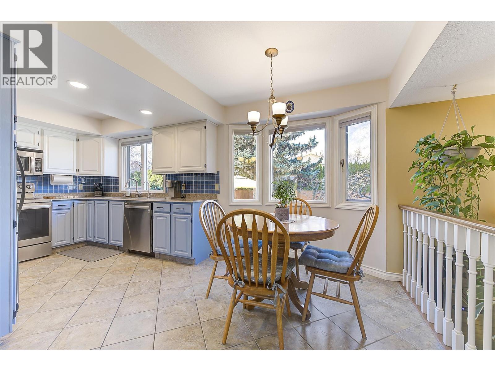 889 Mission Springs Crescent, Kelowna