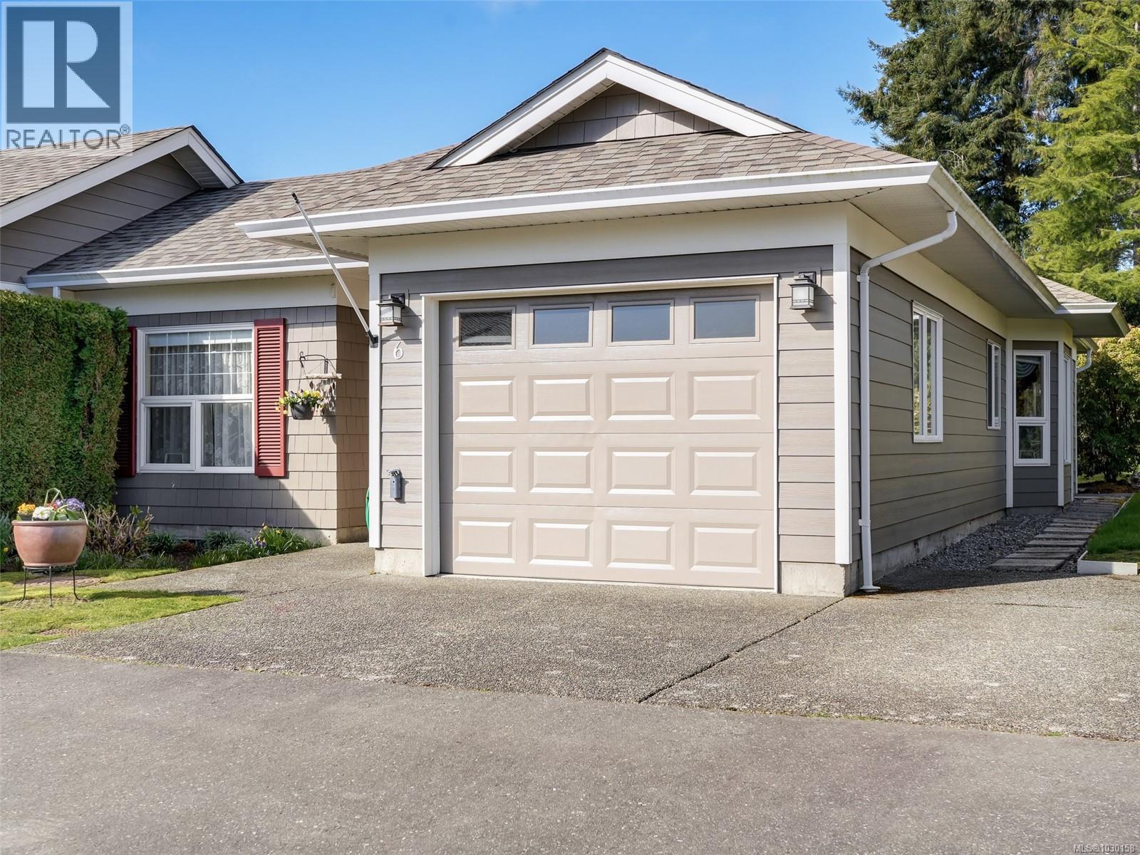 #6 7980 EAST SAANICH RD - 25