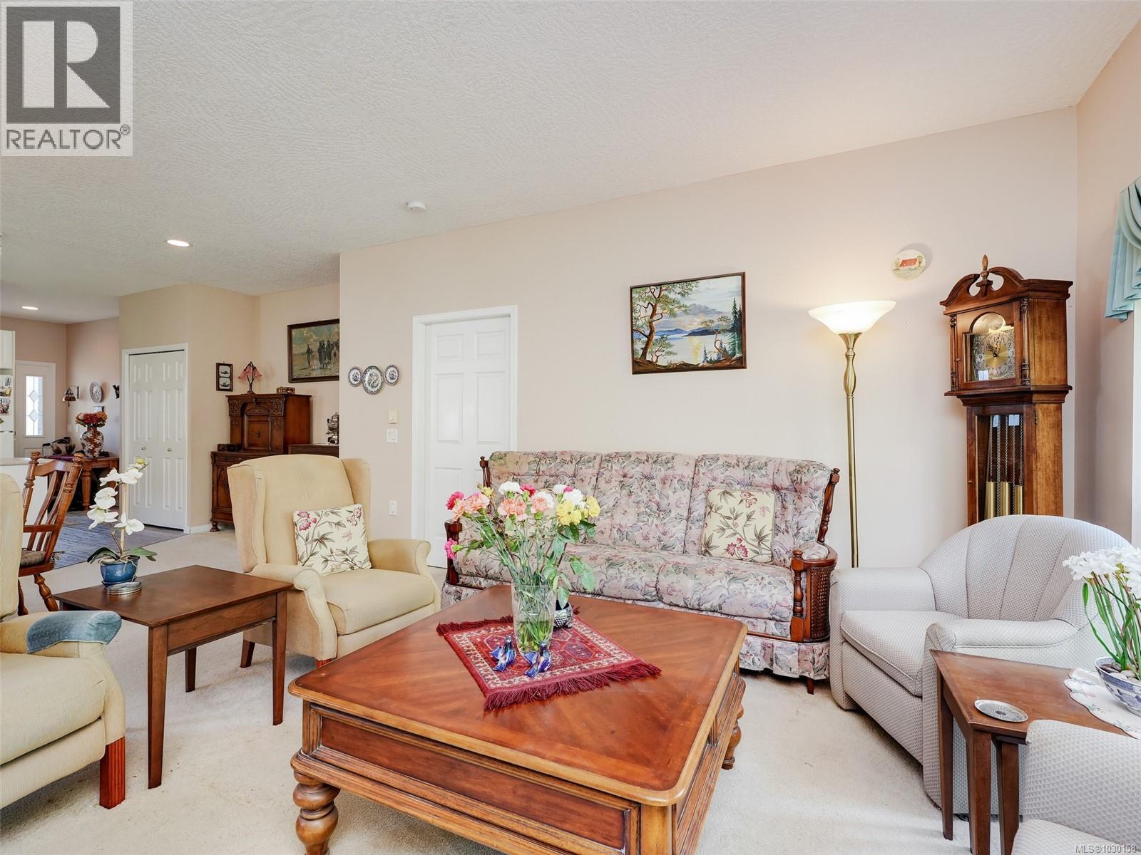 #6 7980 EAST SAANICH RD - Image 3