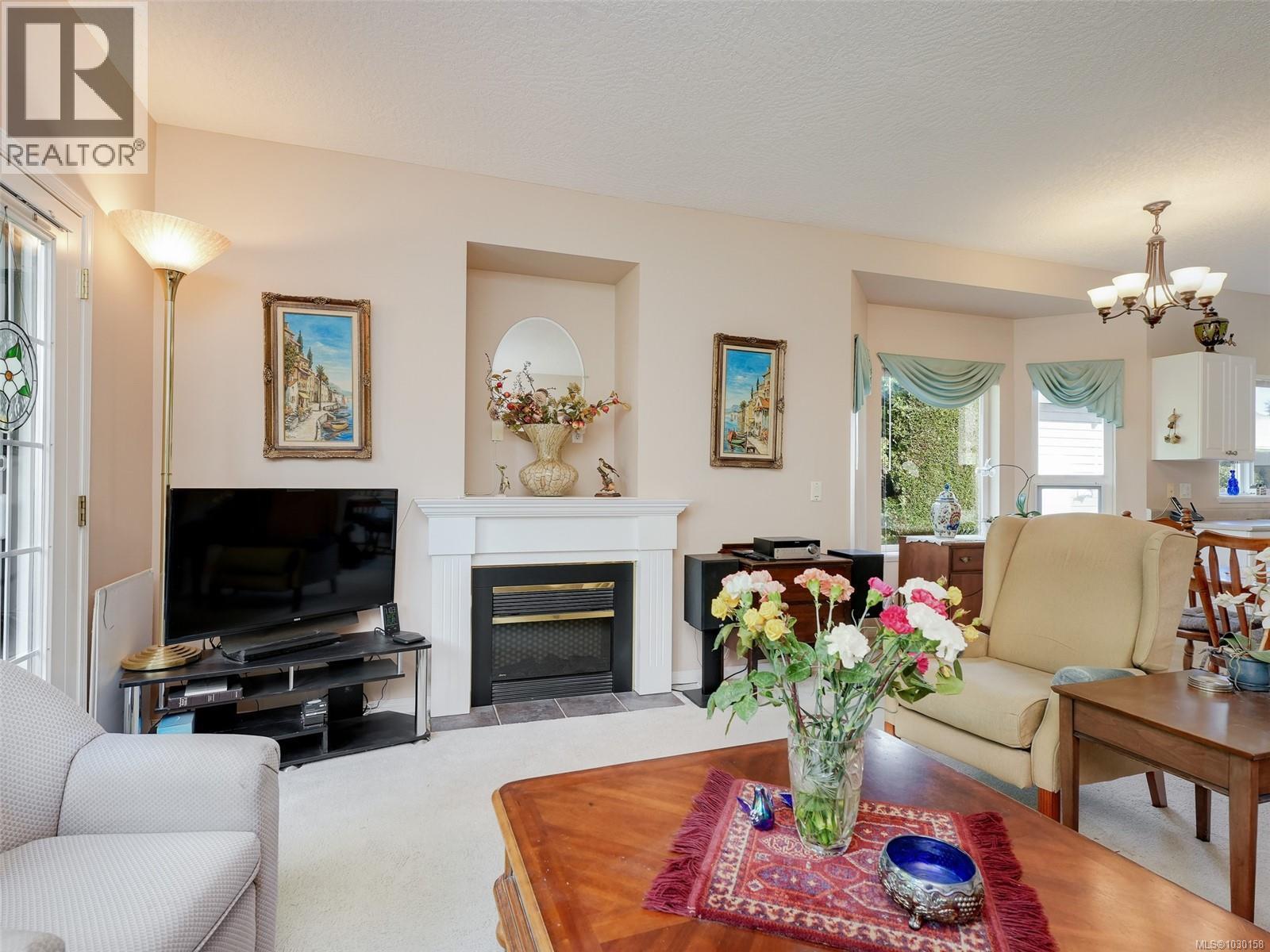 #6 7980 EAST SAANICH RD - 5