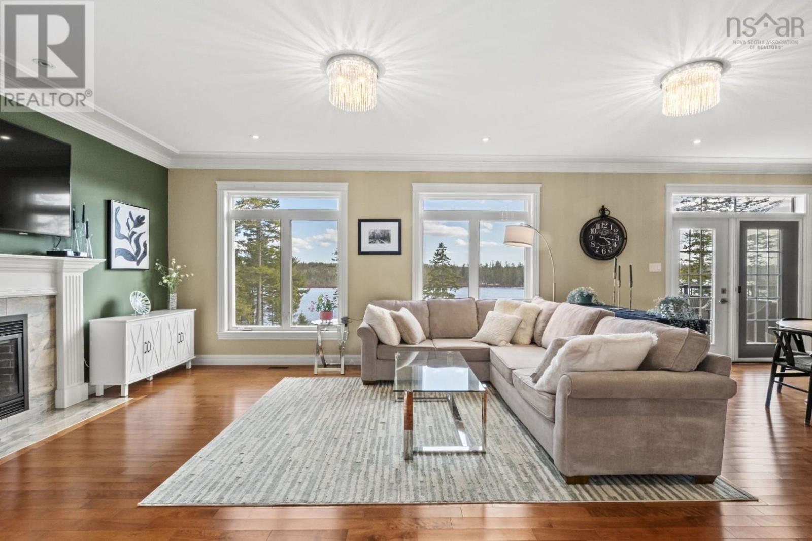 Property 37 of 51 of 172 Voyageur Way