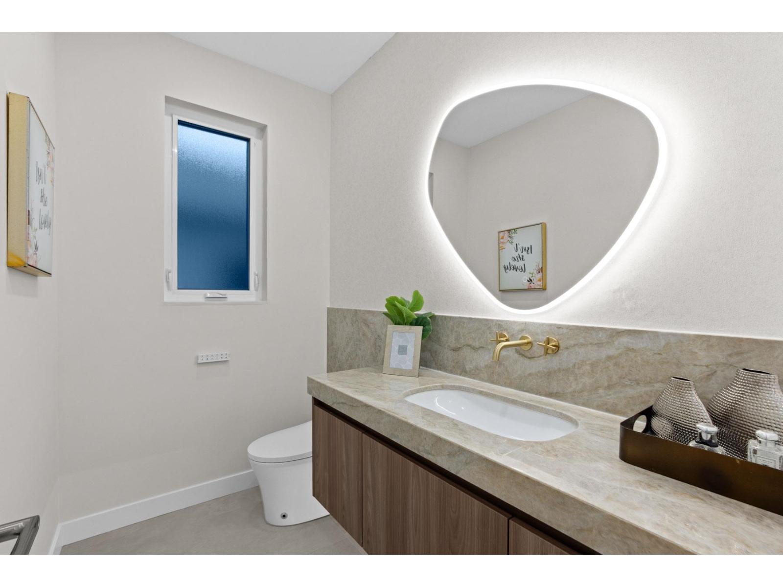 14799 OXENHAM AVENUE, White Rock