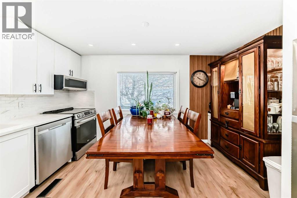 Single Family House Mobile Home for Sale in   Arbour Lake Road NW Arbour Lake Calgary 