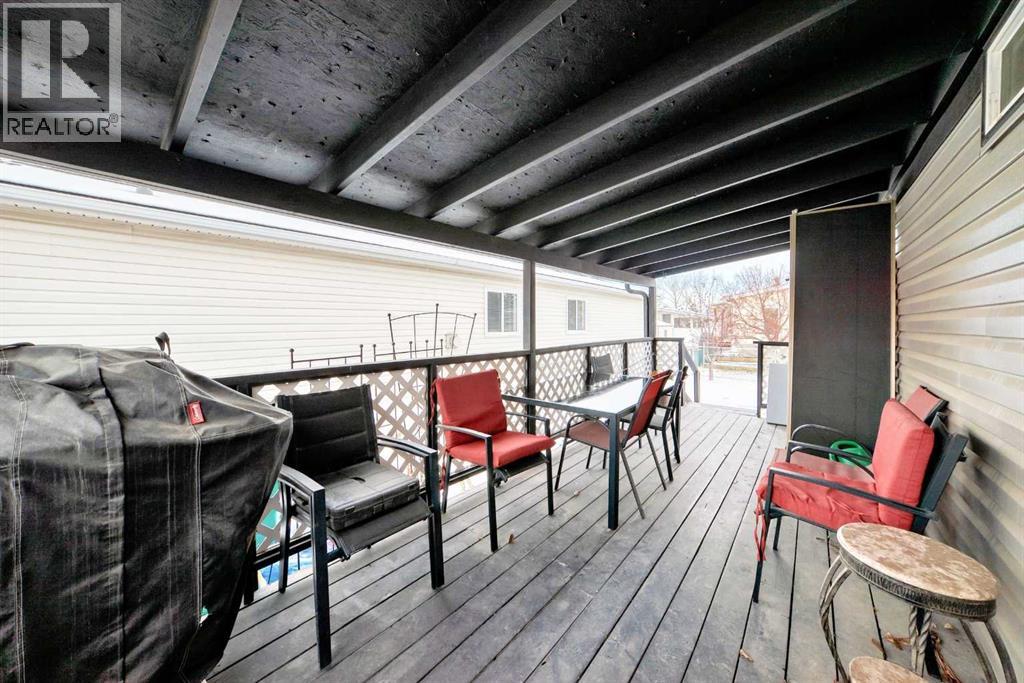 Single Family House Mobile Home for Sale in   Arbour Lake Road NW Arbour Lake Calgary 