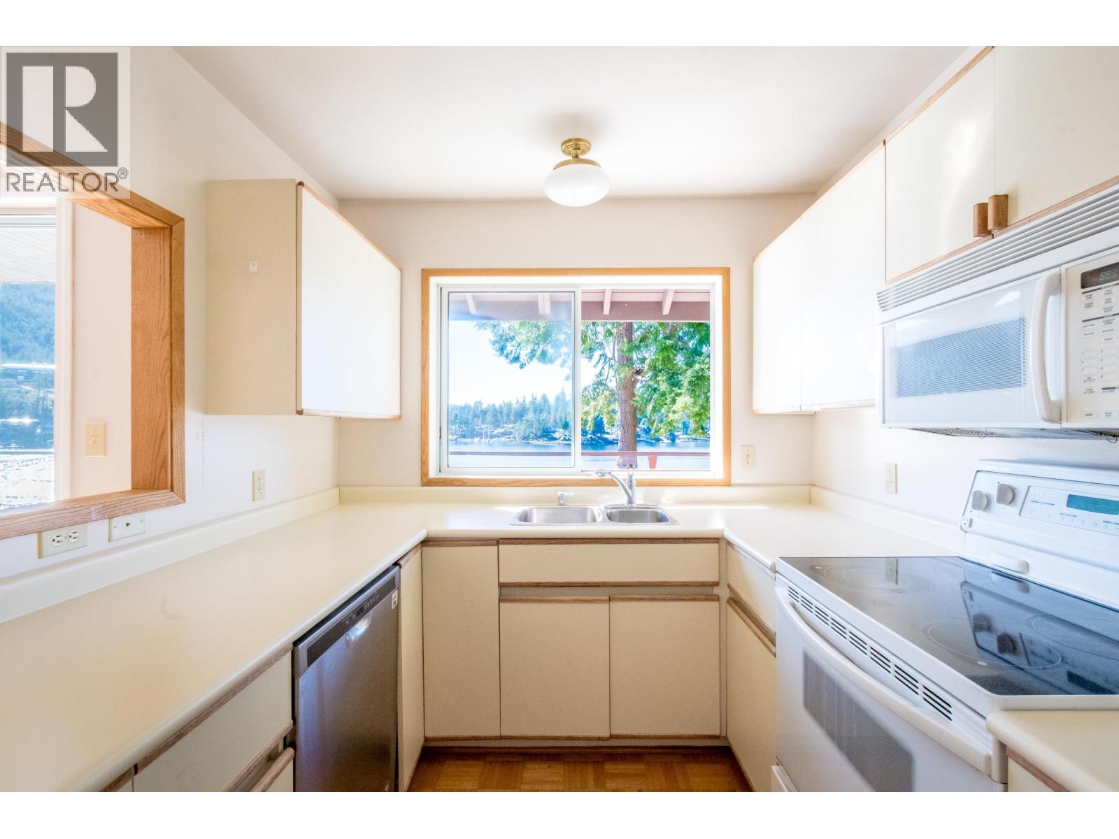 4981 PANORAMA DRIVE, Garden Bay