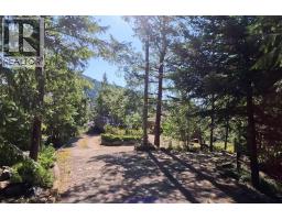4981 Panorama Drive, Garden Bay, BC V0N1S0 Photo 17