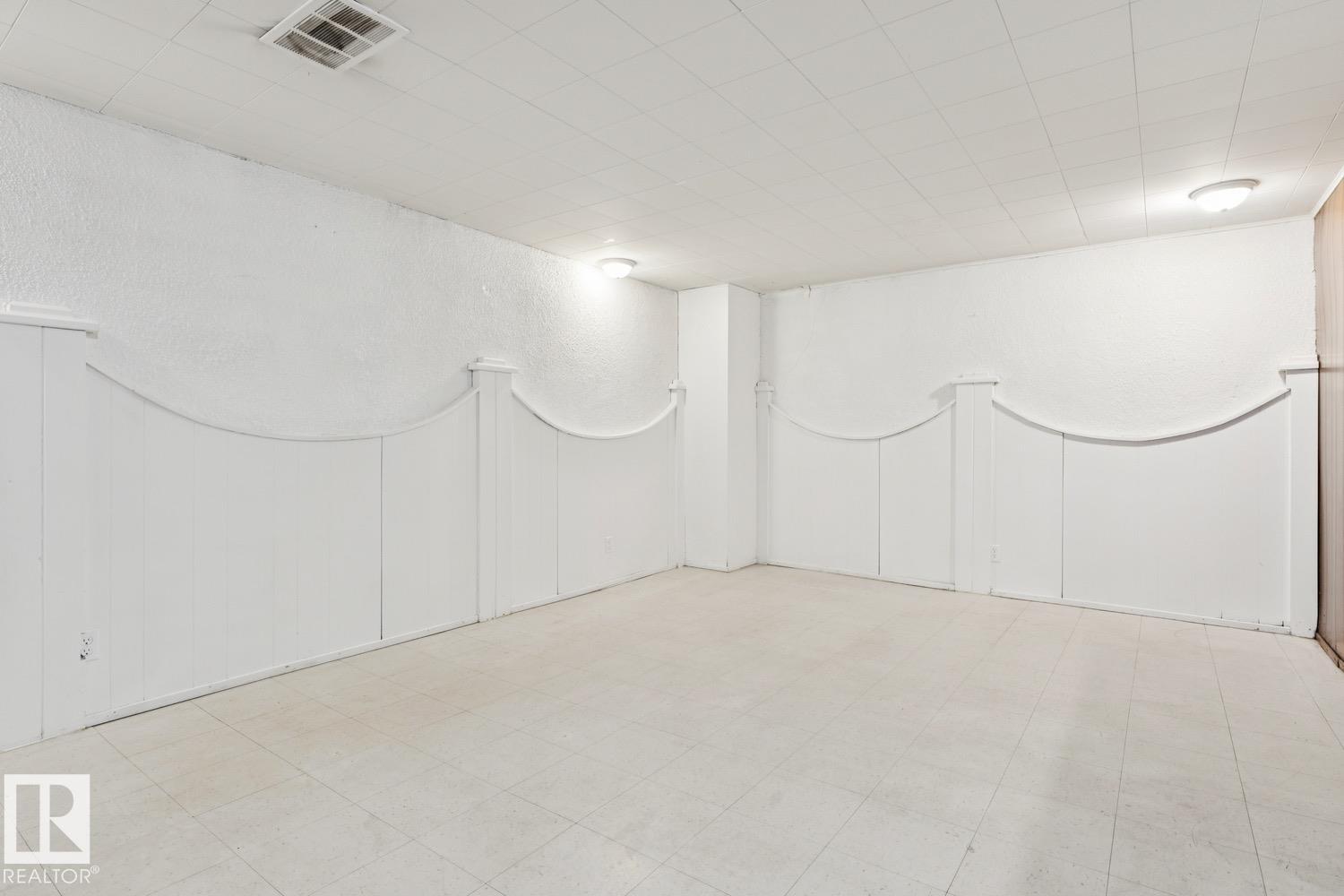 #14204 14206 14208 14210 103 AV NW, Edmonton