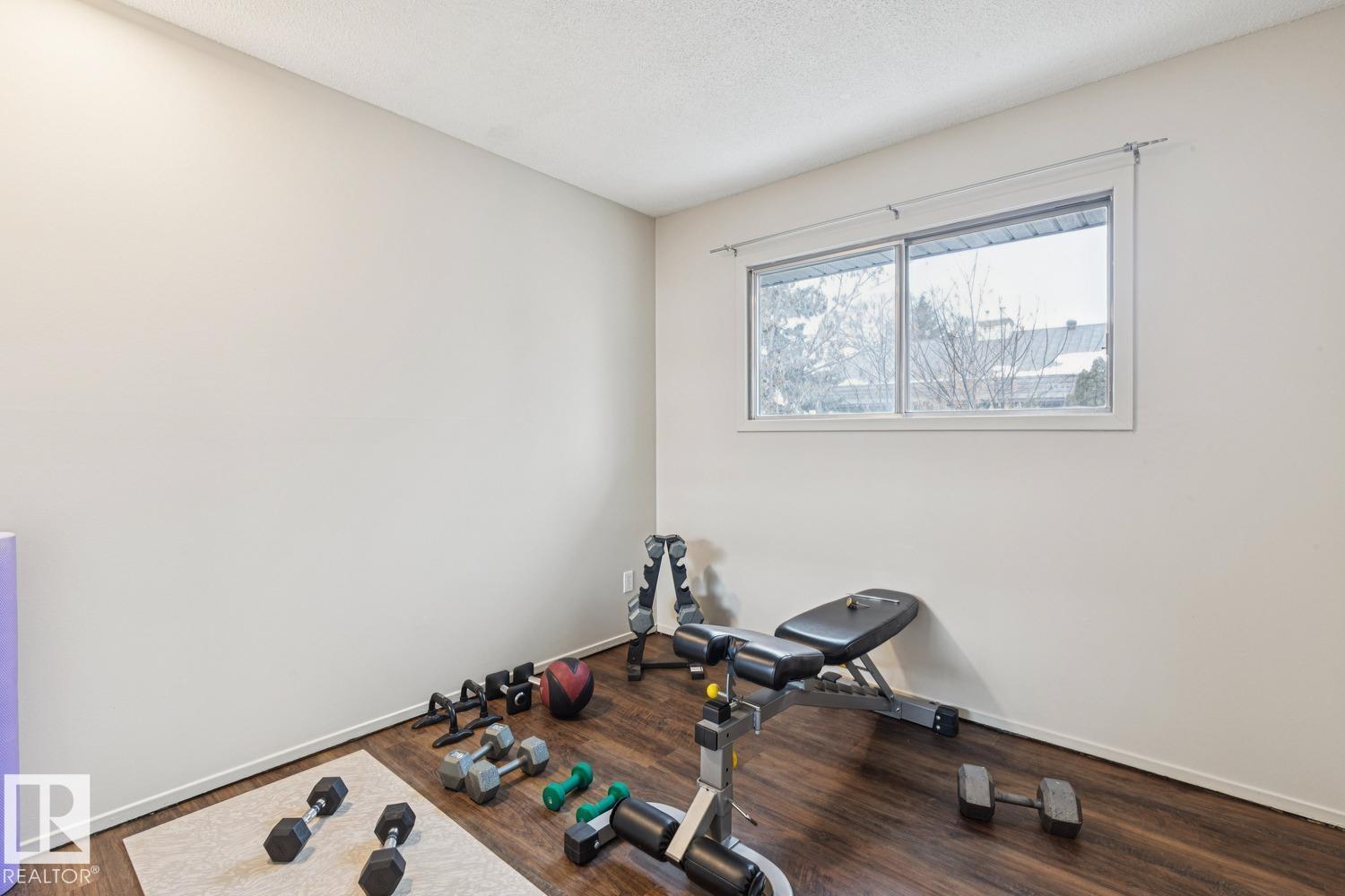 #14204 14206 14208 14210 103 AV NW, Edmonton