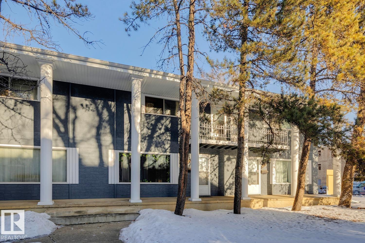 #14204 14206 14208 14210 103 AV NW, Edmonton