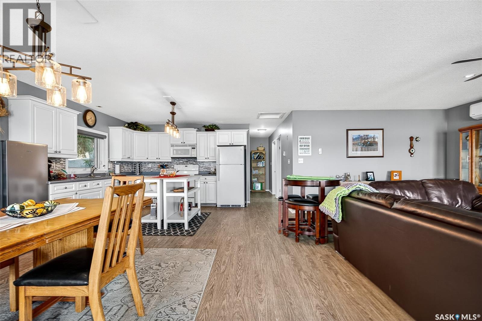 367 Daniel DRIVE - 12