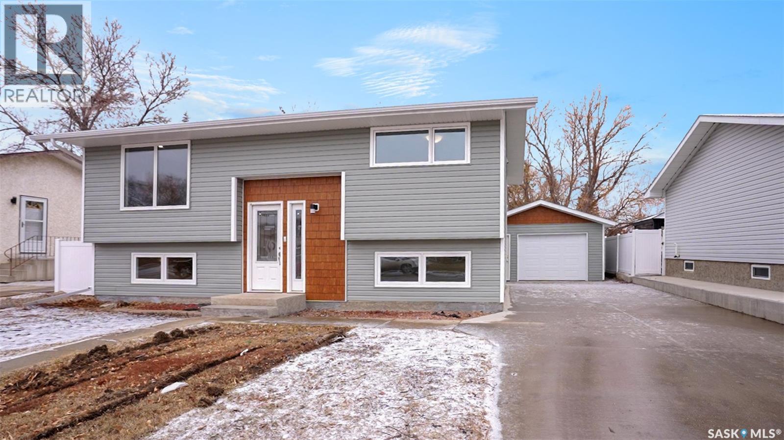 12 Buttercup CRESCENT