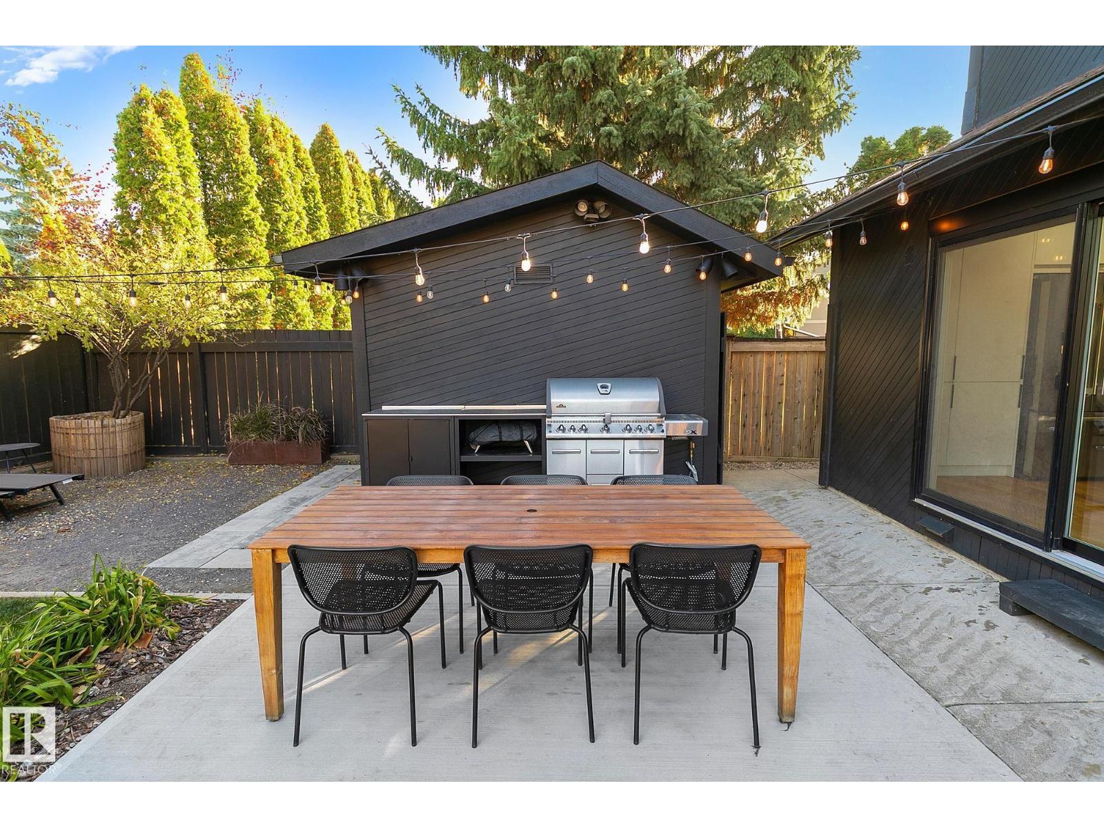 100 WOLF WILLOW CR NW, Edmonton