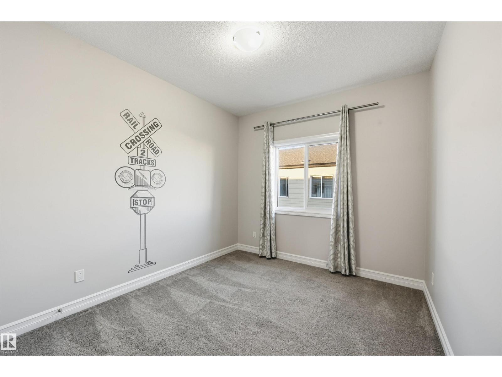 
          10 804 WELSH Drive SW
            <br/>
            <span>Edmonton</span>
            , 
            <span>AB</span>
             <span>T6X1Y8</span>
         - Photo 16